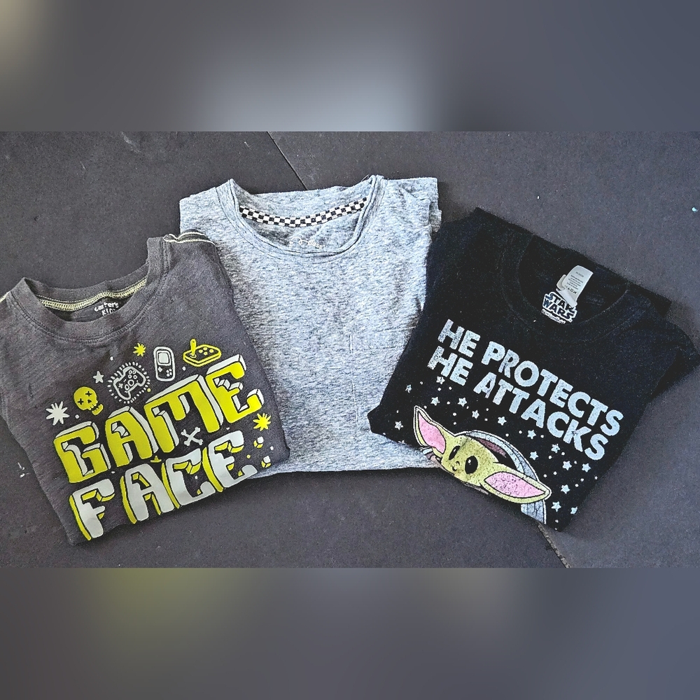 Boys SMALL Short Sleeve T-shirt Bundle Graphic Tee Star Wars Video Game Shirts